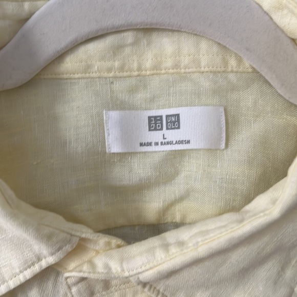 Uniqlo yellow linen button down short, size Large - Picture 3 of 3
